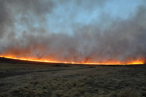 如何看待美加州出现血红色满月这件事?