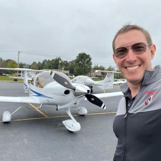 上月刚上太空的美国企业家坠机身亡,这位企业家在美国有多大的名望?