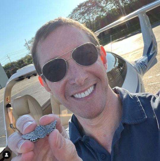 上月刚上太空的美国企业家坠机身亡,这位企业家在美国有多大的名望?