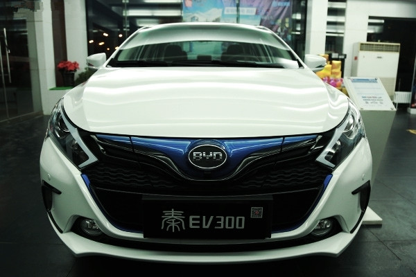 汽车价格越来越便宜,但为什么汽车销量在下滑?