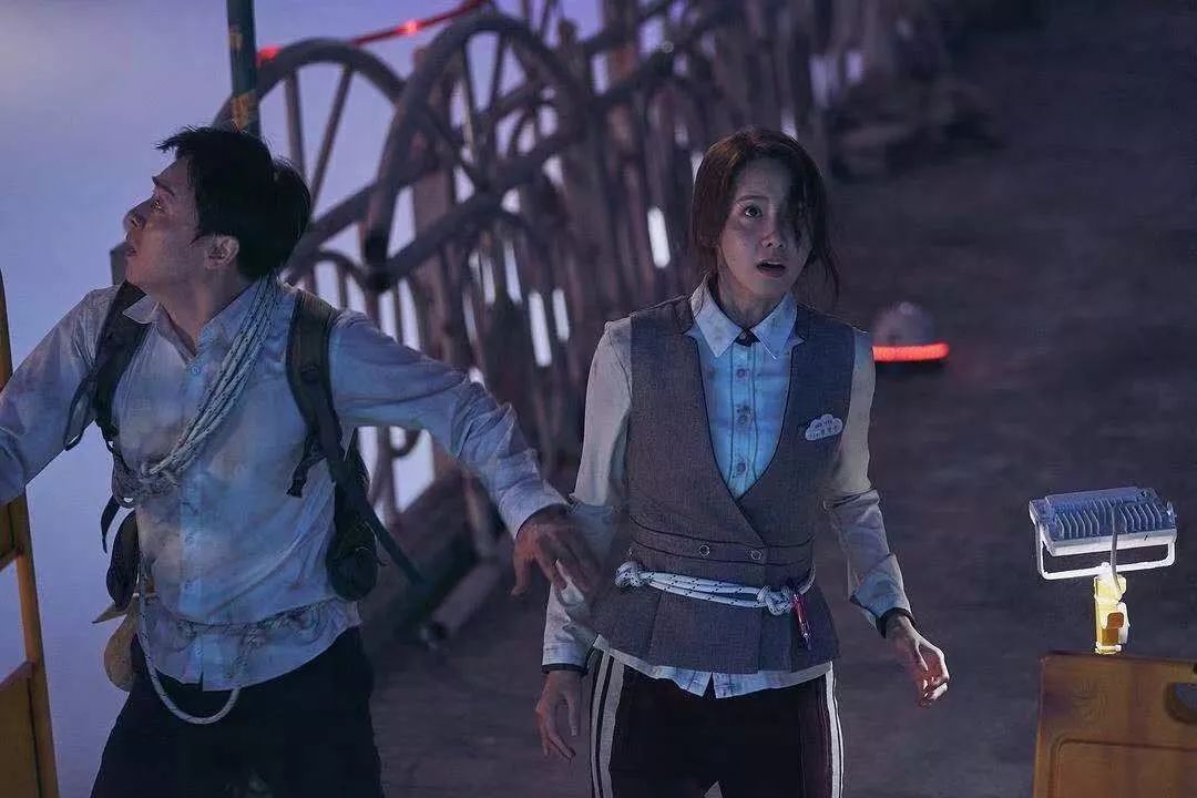 如何评价韩国的最新灾难电影《EXIT》？