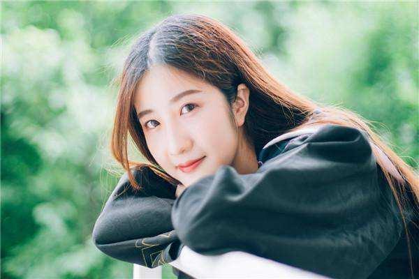 女生问“你爱我吗”，男生该怎样回答？