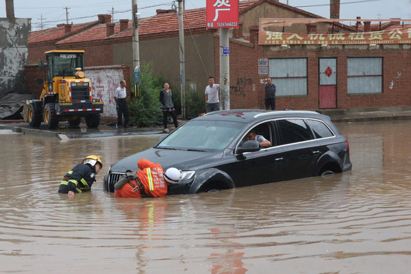 北京暴雨,2人驾车被困身亡,导致死亡的真正原因是什么?