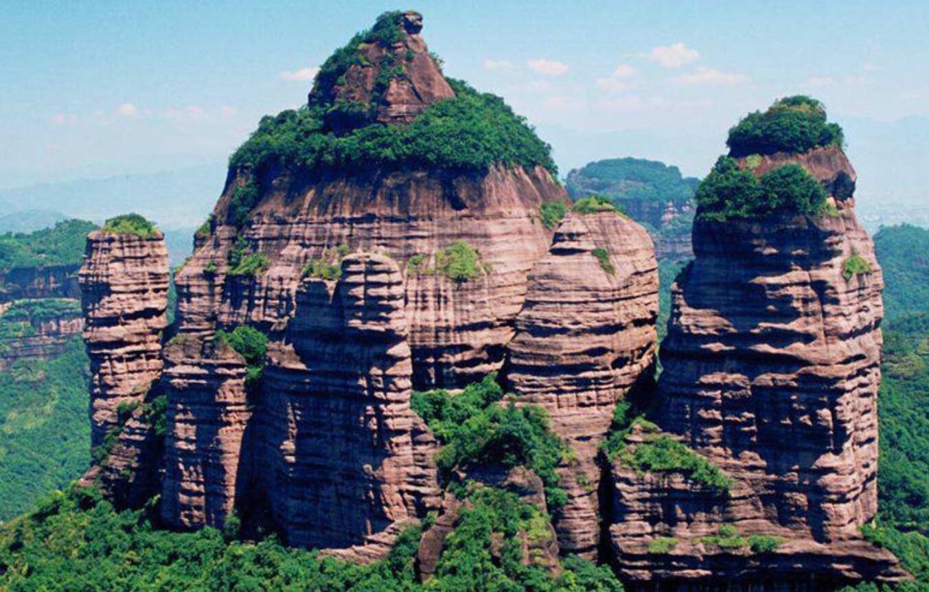 丹霞山在哪里？