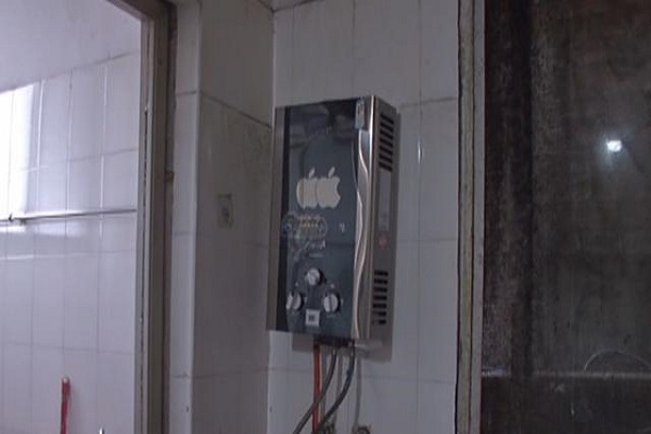 一家4口洗澡后身亡,死亡的真实原因是什么?