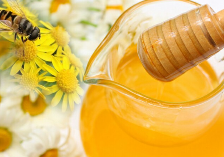 老年斑是怎么回事?