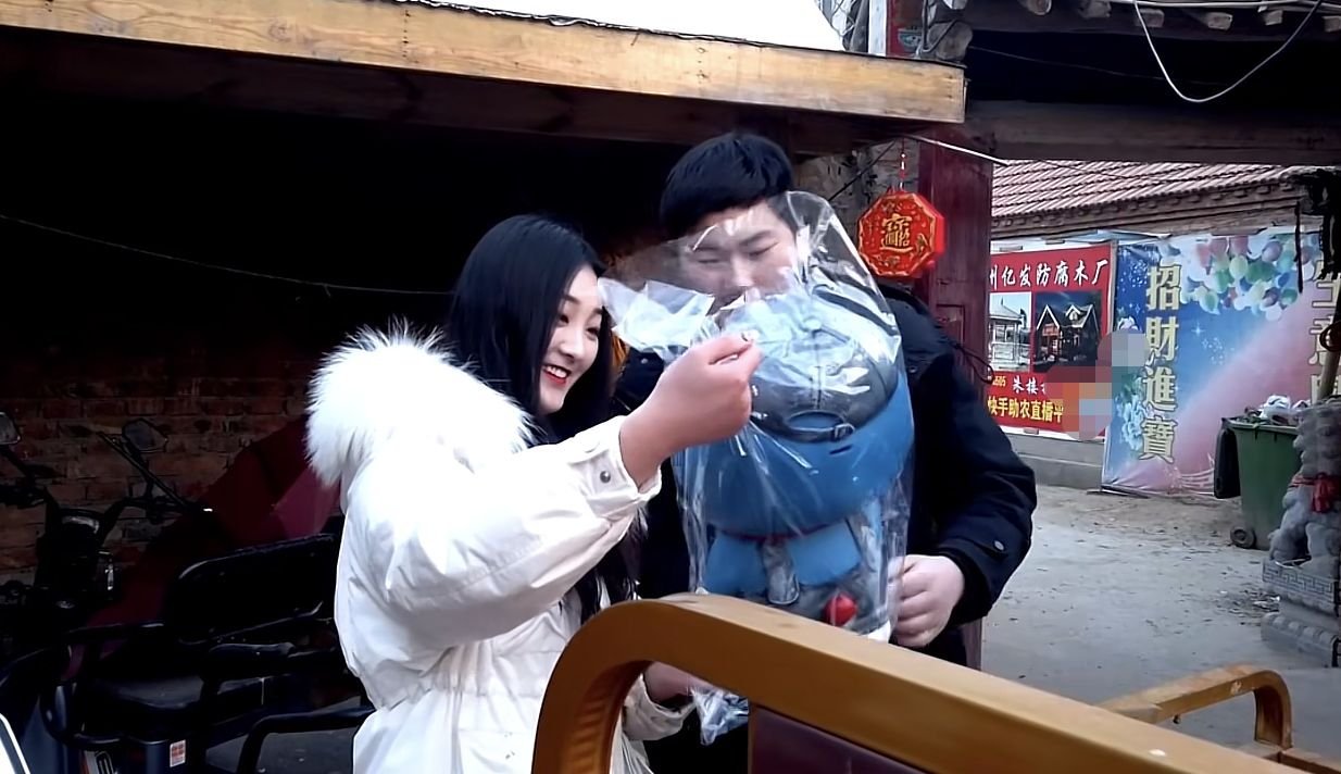 陈亚男离婚后首度接受采访，谈及过往满腹委屈，她究竟经历了什么？