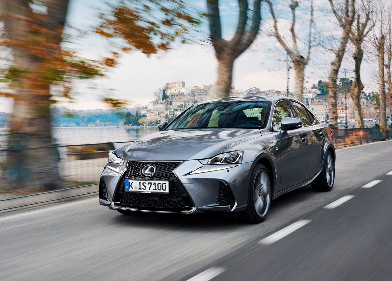 雷克萨斯is怎么样?值得购买吗?