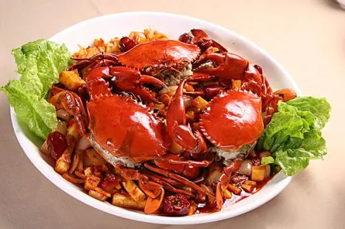 做爆炒香辣蟹的时候怎么处理才能去除螃蟹的腥味？