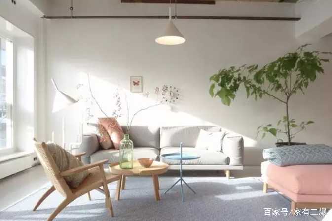 家里的墙面就是白墙,有什么装饰的好办法吗?