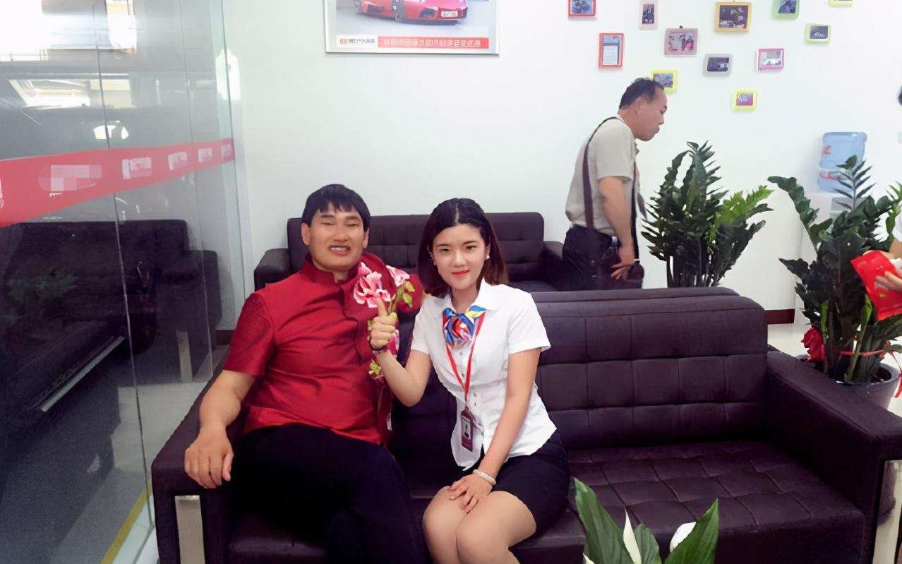 陈亚男离婚后首度接受采访，谈及过往满腹委屈，她究竟经历了什么？