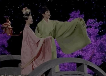 中秋晚会上，有哪些令人感到惊艳的舞台？