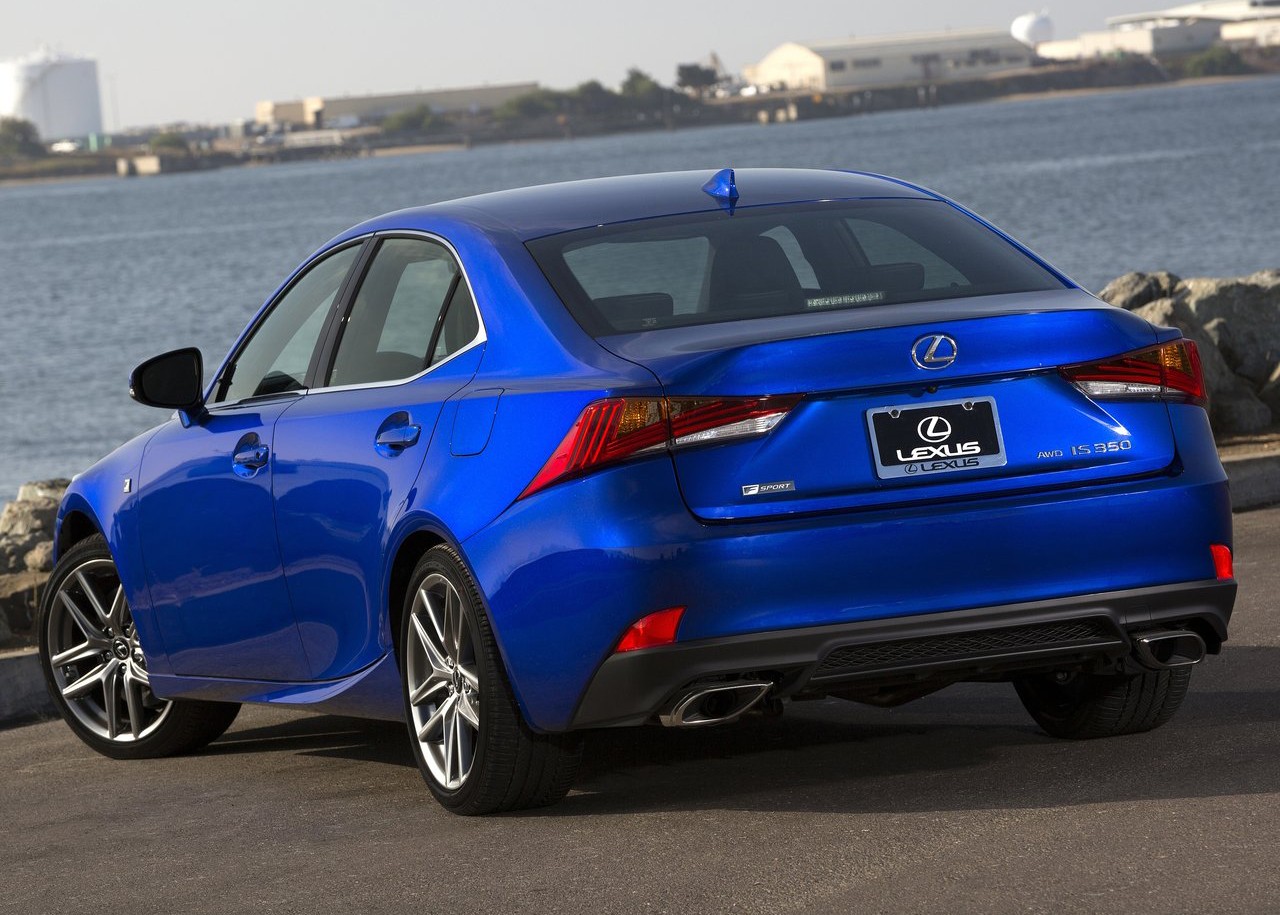 雷克萨斯is怎么样?值得购买吗?