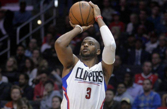 巅峰时期的保罗能扣篮吗?身高不高的他为何防守那么强?