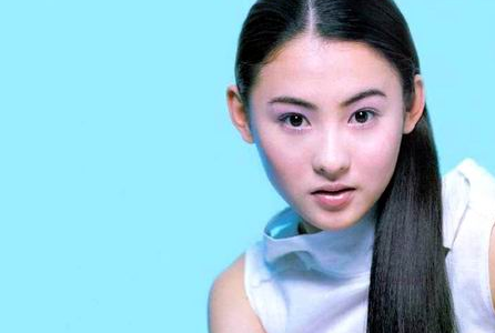 向太半夜发千字长文暗怼张柏芝像精神病，恩怨大战又添新火，你怎么看？