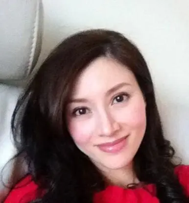 李嘉欣病重入icu抢救48小时,她究竟患上了什么疾病?