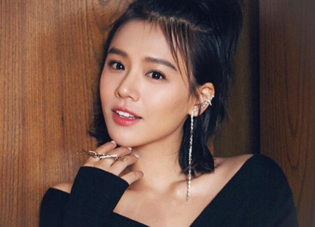 明星是怎么出名的？？