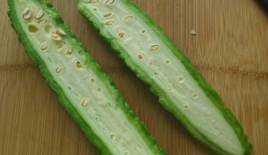 怎样榨苦瓜汁呢？