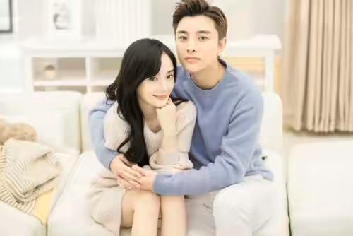 李小璐带甜馨滑雪,同行司机被指像贾乃亮,你觉得两个人是要复合吗?