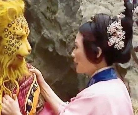 《西游记》金钱豹扮演者送祝福,这名扮演者为何突然就火了?