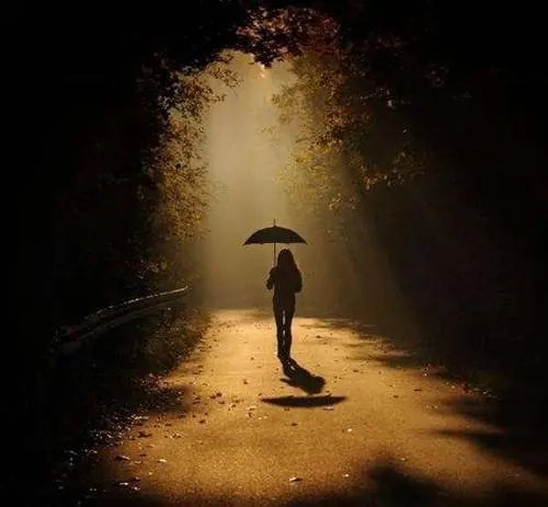 河南女生疑因拒绝搭讪遭殴打辱骂，遇到这种事你会怎么做？