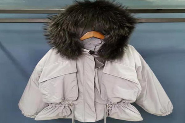 女装羽绒服什么牌子好