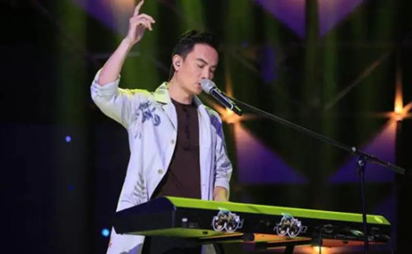 52岁歌手李泉升级当爸，李泉曾与柯蓝相恋7年，他们之间的感情现在如何？