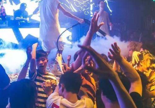 蹦迪的歌有哪些？