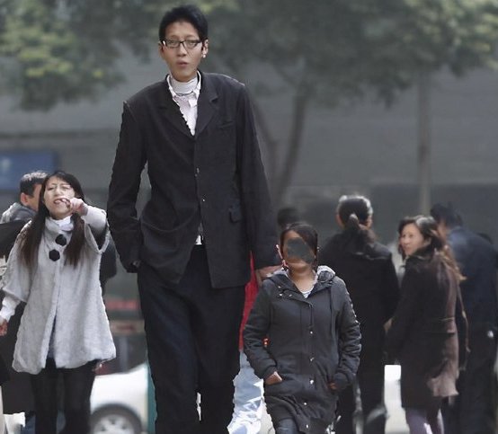 身高2.26米的寿县小巨人去世，他是如何去世的？