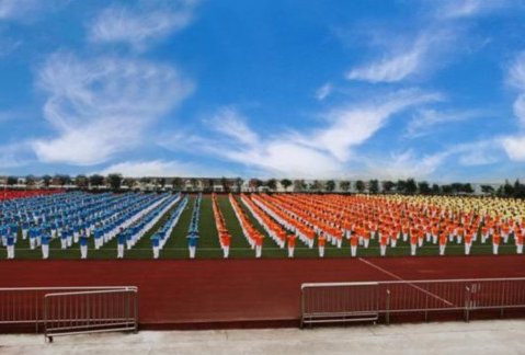 “从小 爷爷对我讲 没有共产党就没有新中国”是哪首歌的歌词？