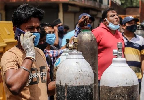 中国已向印度提供超2万台制氧机等物资，你如何看待中国的这种做法？