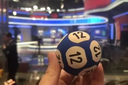 双色球复式7加2中2加1是多少钱