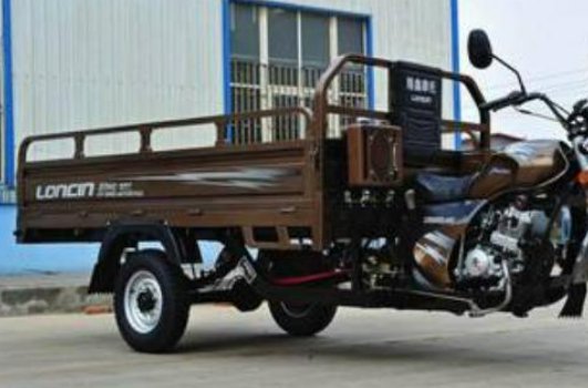 国产最好的全封闭三轮摩托车是什么车？