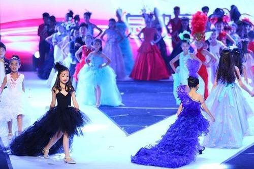 警方通报西安模特公司群殴事件，这是怎么一回事？