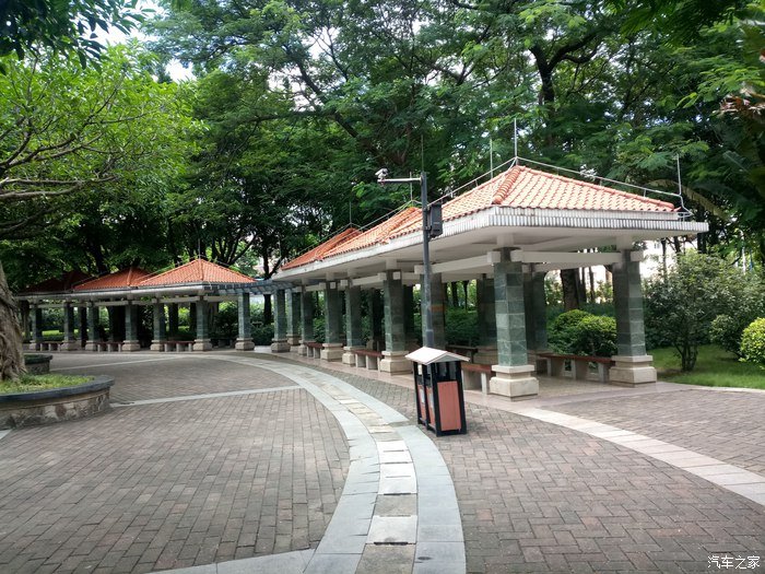 逸路有你,逸动陪我游览老城区的庄头公园