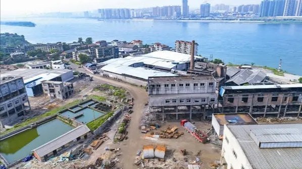 中国在世界发展的坐标上处于什么位置？