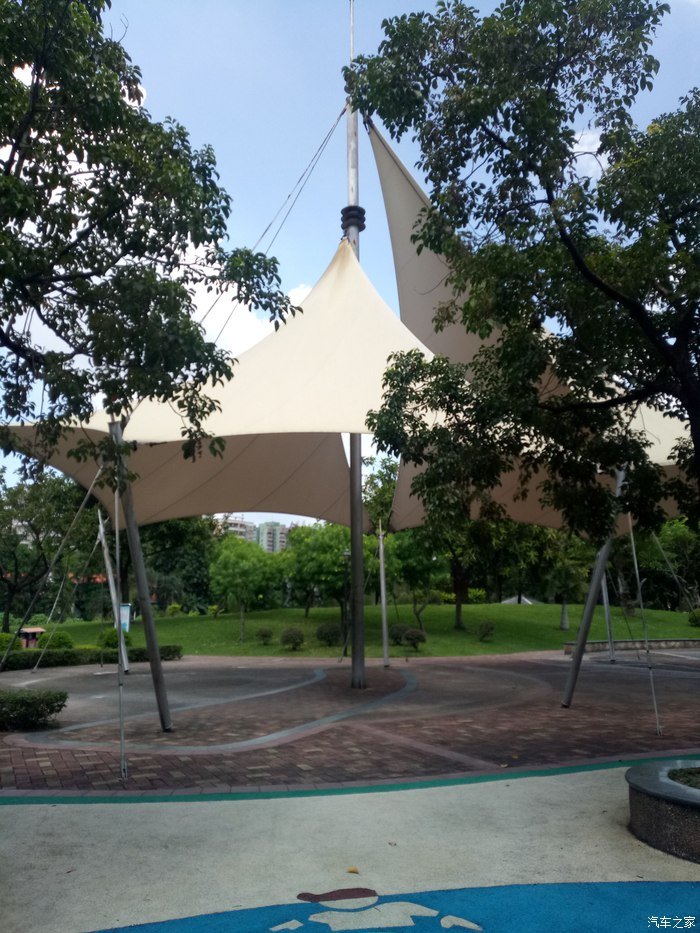 逸路有你,逸动陪我游览老城区的庄头公园