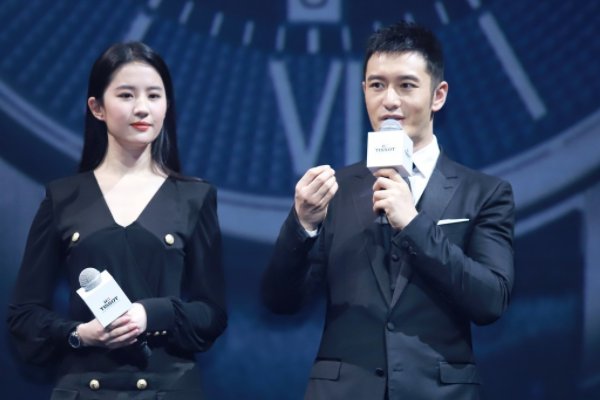 刘亦菲和李若彤，哪版小龙女更贴近《神雕侠侣》原著？