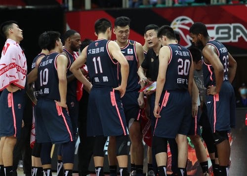 广东队击败辽宁队，夺得本赛季CBA总冠军，总比分是多少？