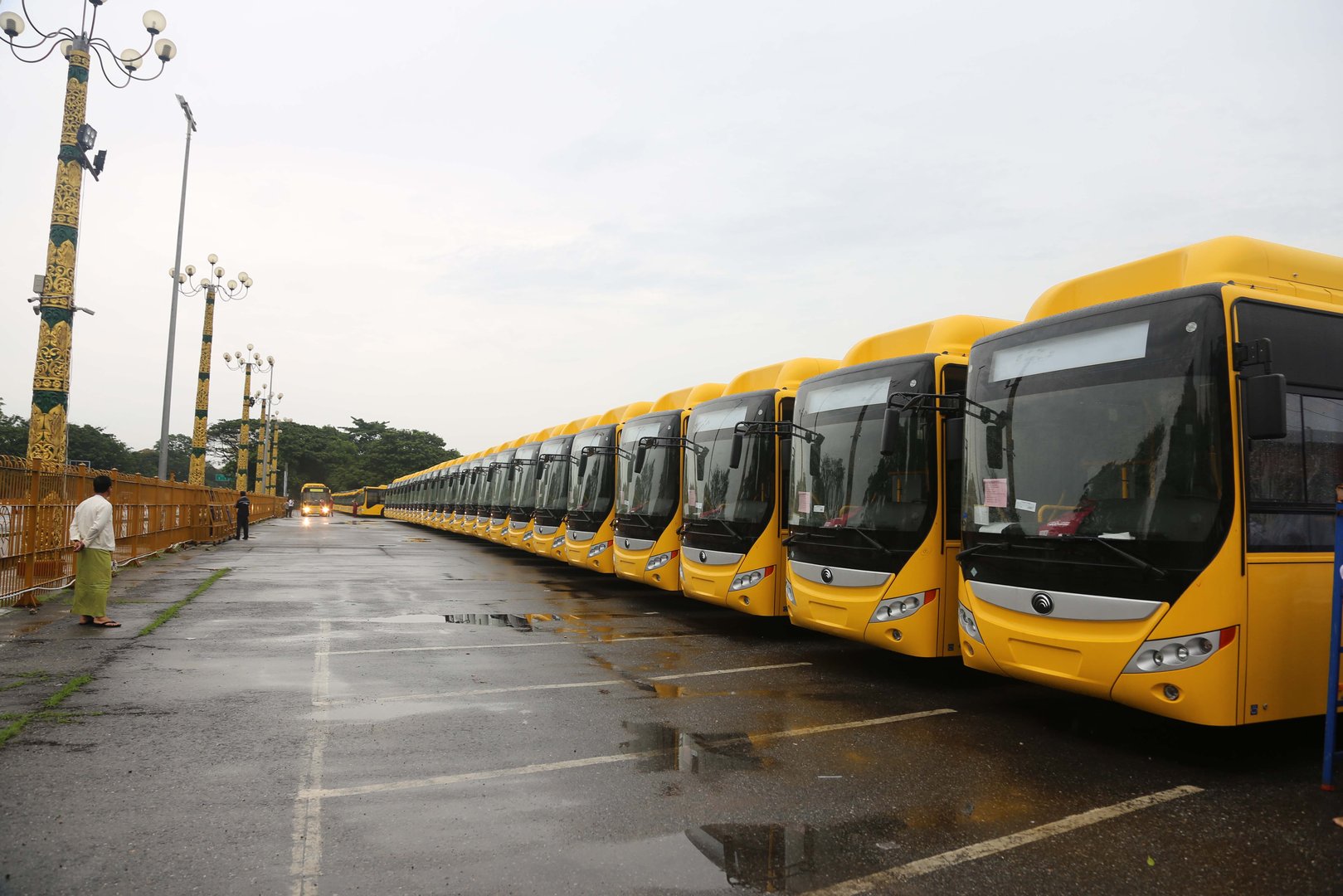 2000年柳州公交坠桥事故触目惊心，为何会出现这样的后果？