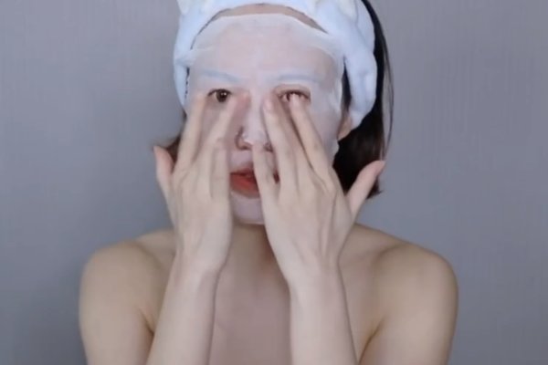 屈臣氏的燕窝面膜怎么用啊?