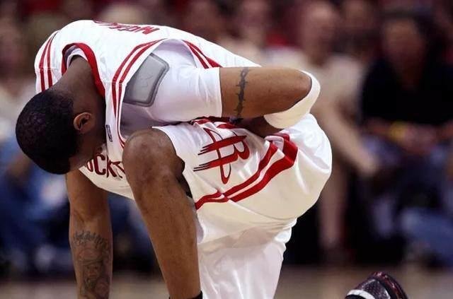 邓肯拍地哈登跪地，NBA中这些瞬间哪一个让你更心碎