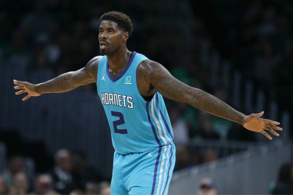 在内线和外线都能发进攻的马文-威廉姆斯，实力究竟怎样？