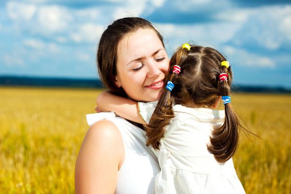 《爱存在》歌词完整版是什么？