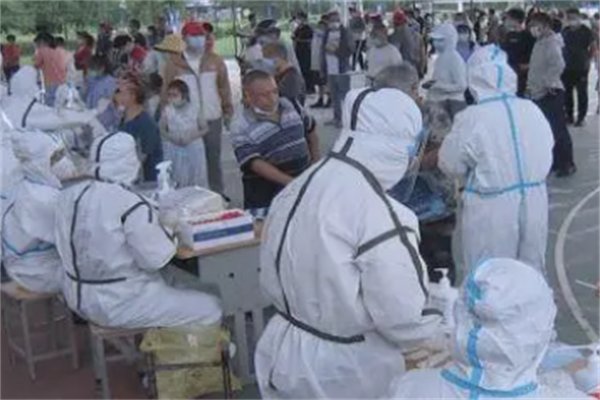 疫情下，上海六院救治外籍患者被质疑，网友质疑的焦点是什么？