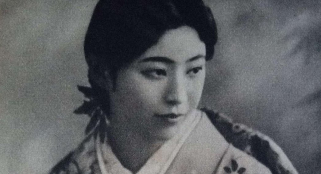 嵯峨浩的人物生平