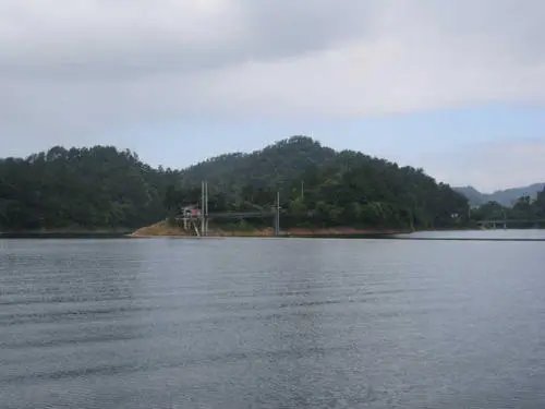 农夫山泉的水源地在哪里?