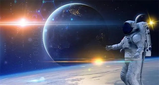 航天员翟志刚第三次出舱成功，航天员出仓会面临哪些复杂的问题？