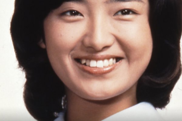 张国荣哥哥风继续吹的日文版叫什么名字，山口百惠唱的吧。