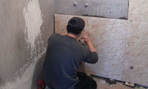 部分一线城市瓦工的月工资能达到两至三万元，你认为瓦工月薪两万高合适吗？